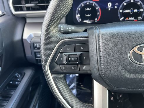 Used 2024 Toyota Tacoma TRD Off-Road AWD/4WD image 23