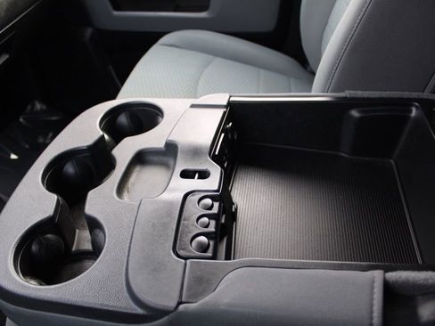 Used 2014 RAM 1500 Tradesman w/ Power & Remote Entry Group image 31