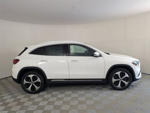 New 2026 Mercedes-Benz GLA 250 image 3