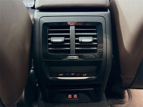 Used 2020 BMW X4 M40i w/ Premium Package image 26