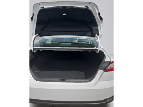 Used 2025 Toyota Camry LE FWD image 11