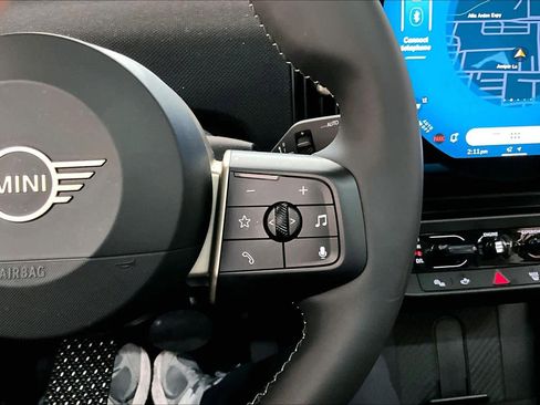 Used 2025 MINI Cooper S image 21