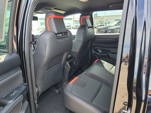 Used 2025 Ford Ranger Raptor AWD/4WD image 12