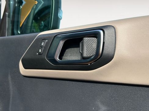 Used 2022 Ford Bronco Wildtrak AWD/4WD image 14