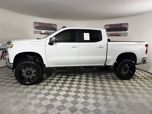 Used 2022 Chevrolet Silverado 1500 LT w/ Convenience Package II AWD/4WD image 6