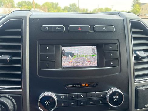 Used 2018 Ford Expedition Max XLT AWD/4WD image 19