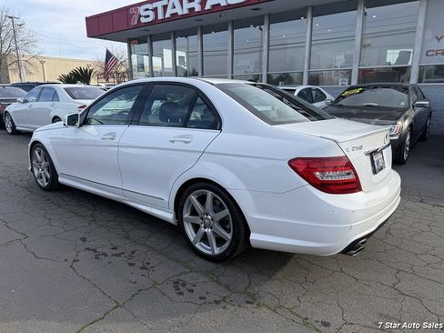 Used 2013 Mercedes-Benz C 250 Sedan image 4