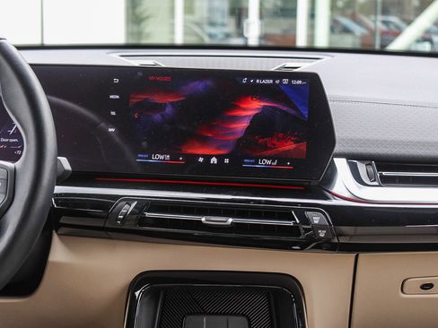 Certified 2025 BMW X2 xDrive28i w/ Convenience Package image 13