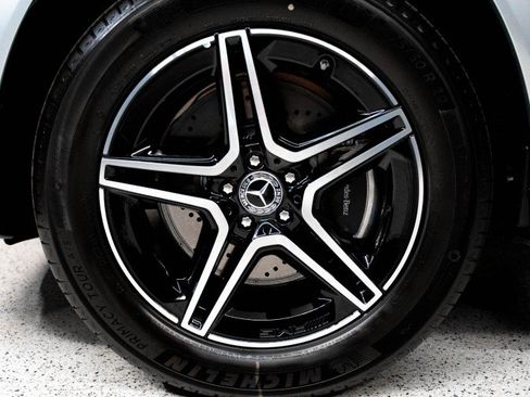 New 2026 Mercedes-Benz GLE 580 4MATIC image 11