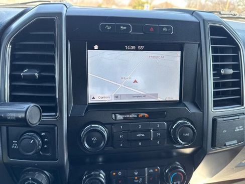 Used 2019 Ford F150 XLT w/ Equipment Group 302A Luxury image 19