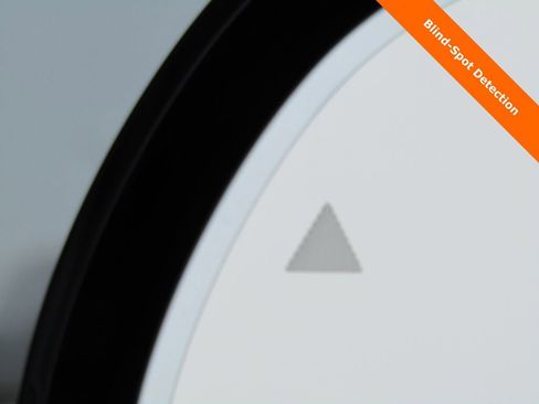 Used 2022 BMW X5 M w/ Competition Package 2 image 9