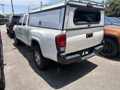 Used 2021 Toyota Tacoma SR RWD image 4