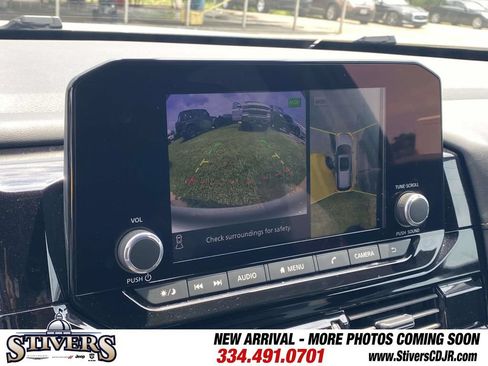 Used 2024 Nissan Pathfinder Rock Creek AWD/4WD image 26