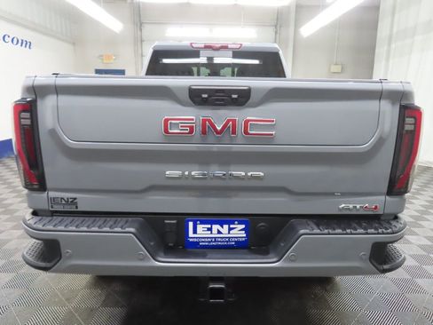 Used 2024 GMC Sierra 2500 AT4 w/ AT4 Premium Plus Package image 44