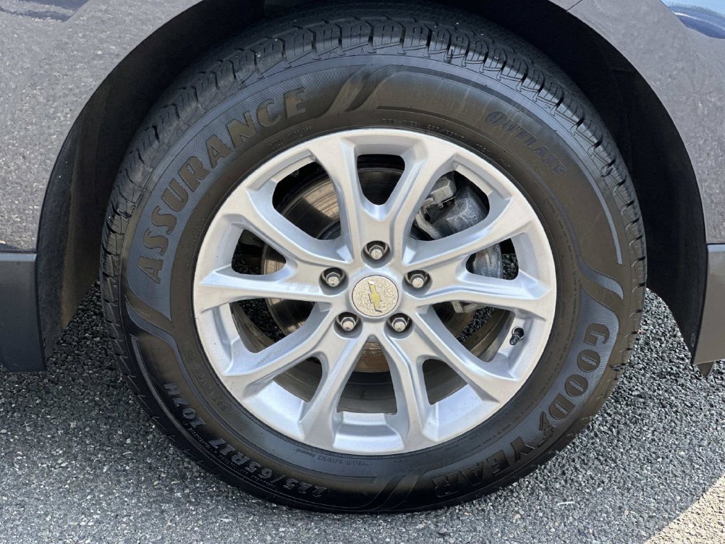 Used 2018 Chevrolet Equinox LT w/ Sun & Infotainment Package AWD/4WD image 11