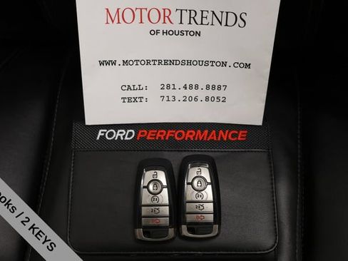 Used 2020 Ford Mustang Shelby GT500 w/ Carbon Fiber Track Pack RWD image 53
