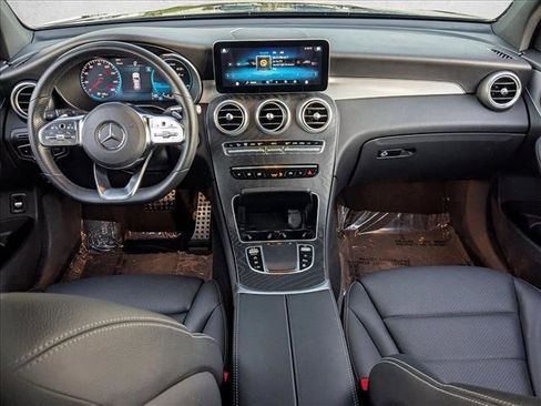 Used 2022 Mercedes-Benz GLC 300 4MATIC image 17