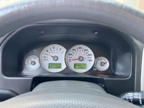 Used 2006 Ford Escape 4WD Hybrid image 24
