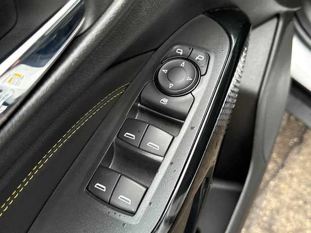 Used 2024 Chevrolet Trax LT w/ Driver Confidence Package FWD image 29