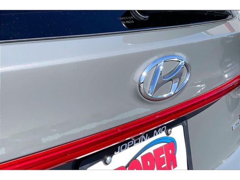 Used 2023 Hyundai Santa Fe Limited AWD/4WD image 31