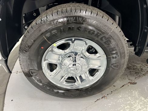 New 2026 RAM 2500 Tradesman AWD/4WD image 26