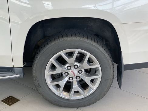 Used 2015 GMC Yukon XL SLT w/ Open Road Package AWD/4WD image 13