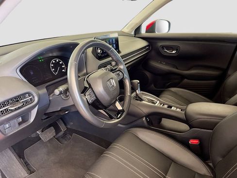 Used 2024 Honda HR-V EX-L image 9
