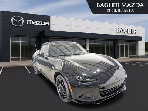 Used 2024 MAZDA MX-5 Miata Club RWD image 1
