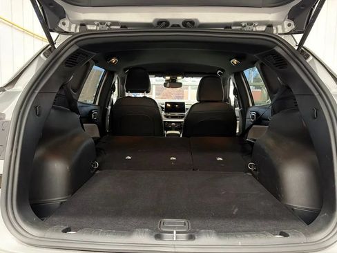Used 2025 Jeep Compass Limited AWD/4WD image 14