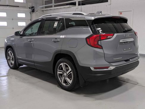 Used 2021 GMC Terrain SLT w/ Infotainment Package II AWD/4WD image 10