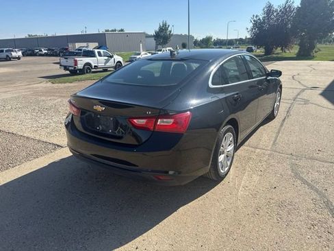 Used 2025 Chevrolet Malibu LT FWD image 10