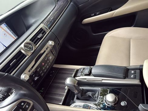 Used 2017 Lexus GS 350 image 21
