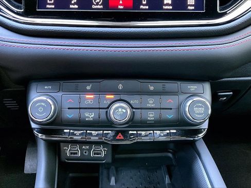 New 2026 Dodge Durango GT w/ Blacktop Package AWD/4WD image 17