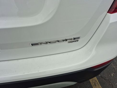 Used 2022 Buick Encore Preferred w/ Safety Package image 33