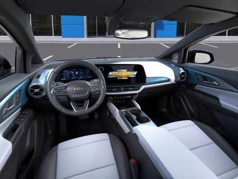 New 2026 Chevrolet Equinox EV LT AWD/4WD image 15