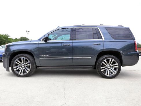 Used 2019 GMC Yukon Denali w/ Denali Ultimate Package AWD/4WD image 3