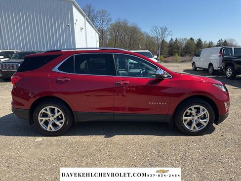 Used 2018 Chevrolet Equinox Premier image 6
