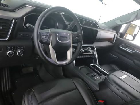 Used 2024 GMC Sierra 2500 Denali w/ Denali Reserve Package image 17