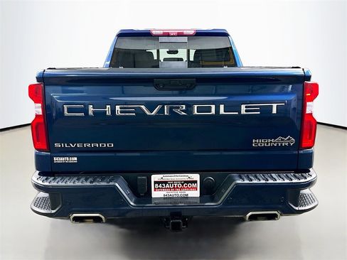 Used 2022 Chevrolet Silverado 1500 High Country w/ High Country Premium Package image 6