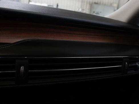 Used 2021 Lincoln Corsair Reserve w/ Elements Package AWD/4WD image 20