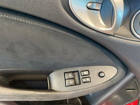 Used 2016 Nissan 370Z Touring Sport RWD image 27