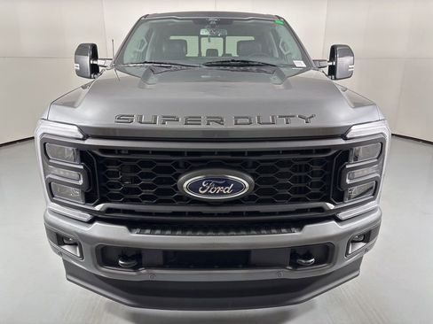 Used 2024 Ford F350 Lariat w/ Lariat Ultimate Package image 3