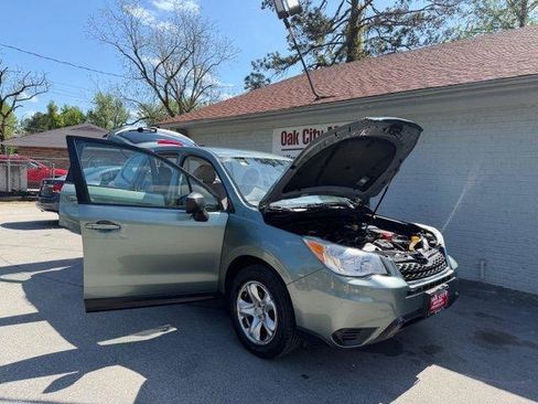 Used 2014 Subaru Forester 2.5i AWD/4WD image 9