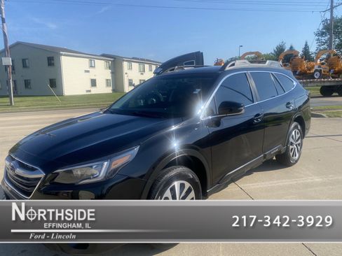 Used 2022 Subaru Outback Premium w/ Popular Package #1 image 1