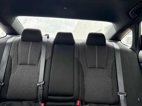 Used 2023 Honda Accord Sport image 9