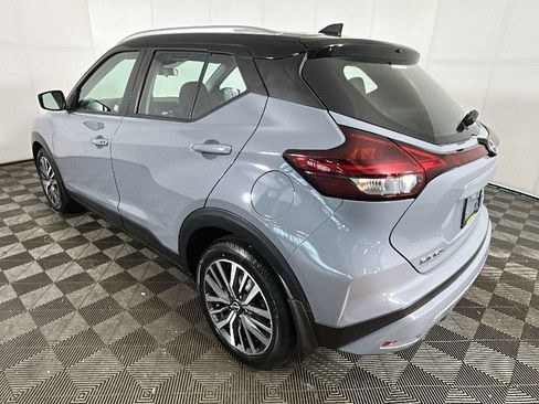 Used 2023 Nissan Kicks SV FWD image 5