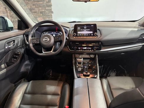 Used 2022 Nissan Rogue SV w/ SV Premium Package AWD/4WD image 25