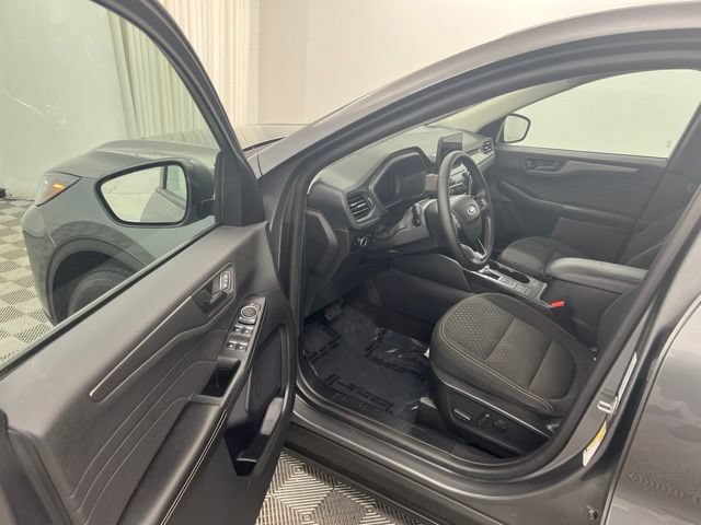 Used 2023 Ford Escape Active AWD/4WD image 12