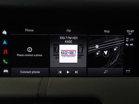 Used 2022 Porsche Taycan image 28