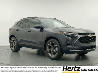 Used 2025 Chevrolet Trax LT w/ LT Convenience Package